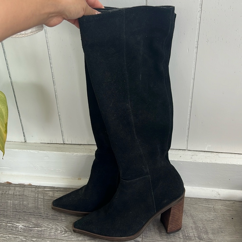 Vince Camuto suede boots